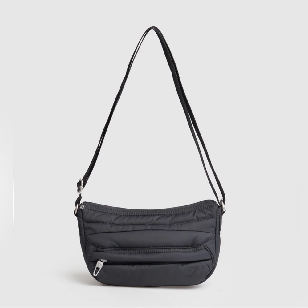 GYMSHARK PREMIUM LIFESTYLE SHOULDER BAG